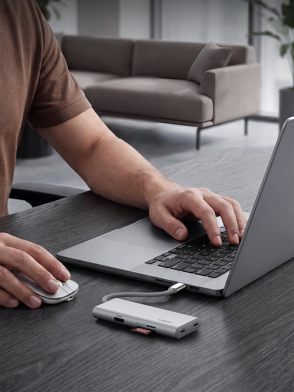 AUKEY UH-CUH07 OfficeDok 7-in-1 USB Hub Adapter